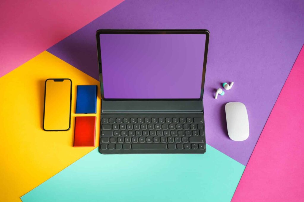 How Smart Devices Are Shaping the Future of Trade Management Software Workever